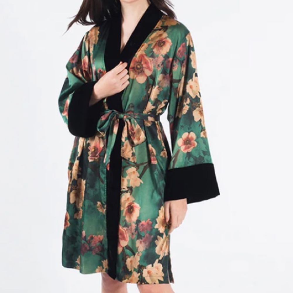 Floral Satin Short Robe with Black Trim - Green Floral